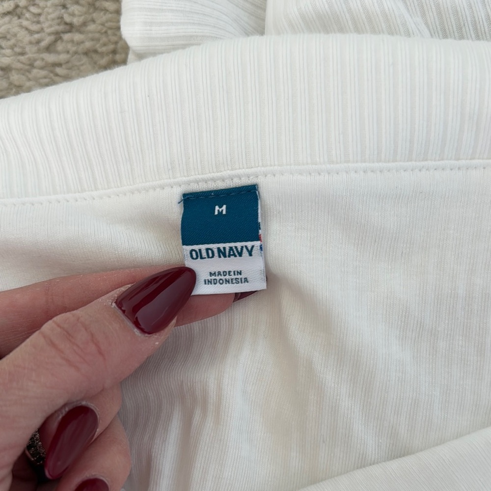 White Off-Shoulder Ribbed Top - Picture 4 of 4